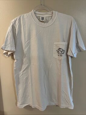 2 Luke Combs shirts Growin up and gettin old Beige t-shirt